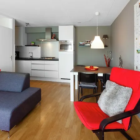 Luxurious Holiday Near Texel With Sauna アパート